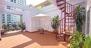Private Huge Balcony Apartment For Rent In Daun Penh Area, Close to Royal Palace | Phnom Penh