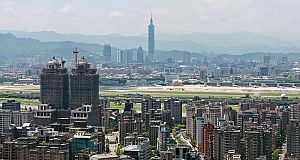 Taiwan\'s efforts to smash the house price bubble intensify, causing sales to plummet